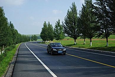 双摇杆弹幕射击游戏《索勒斯》现已推出试玩Demo 计划于2025年发布正式版